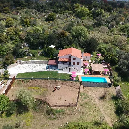 וילה Skantali Valsamónero